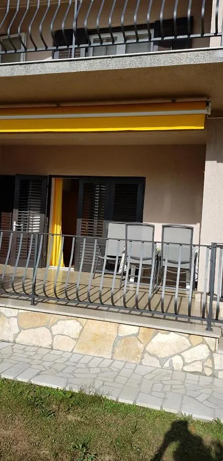 קרק Apartmani Svjetlana
